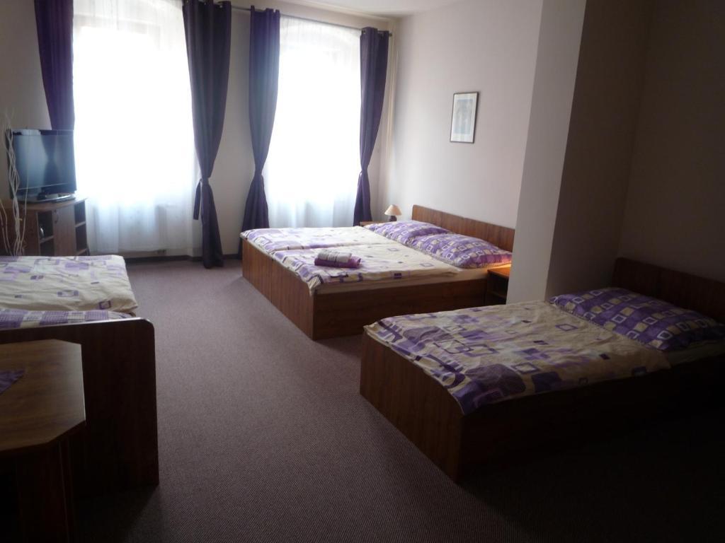 Penzion Bily Beranek Hotel Kadan Room photo